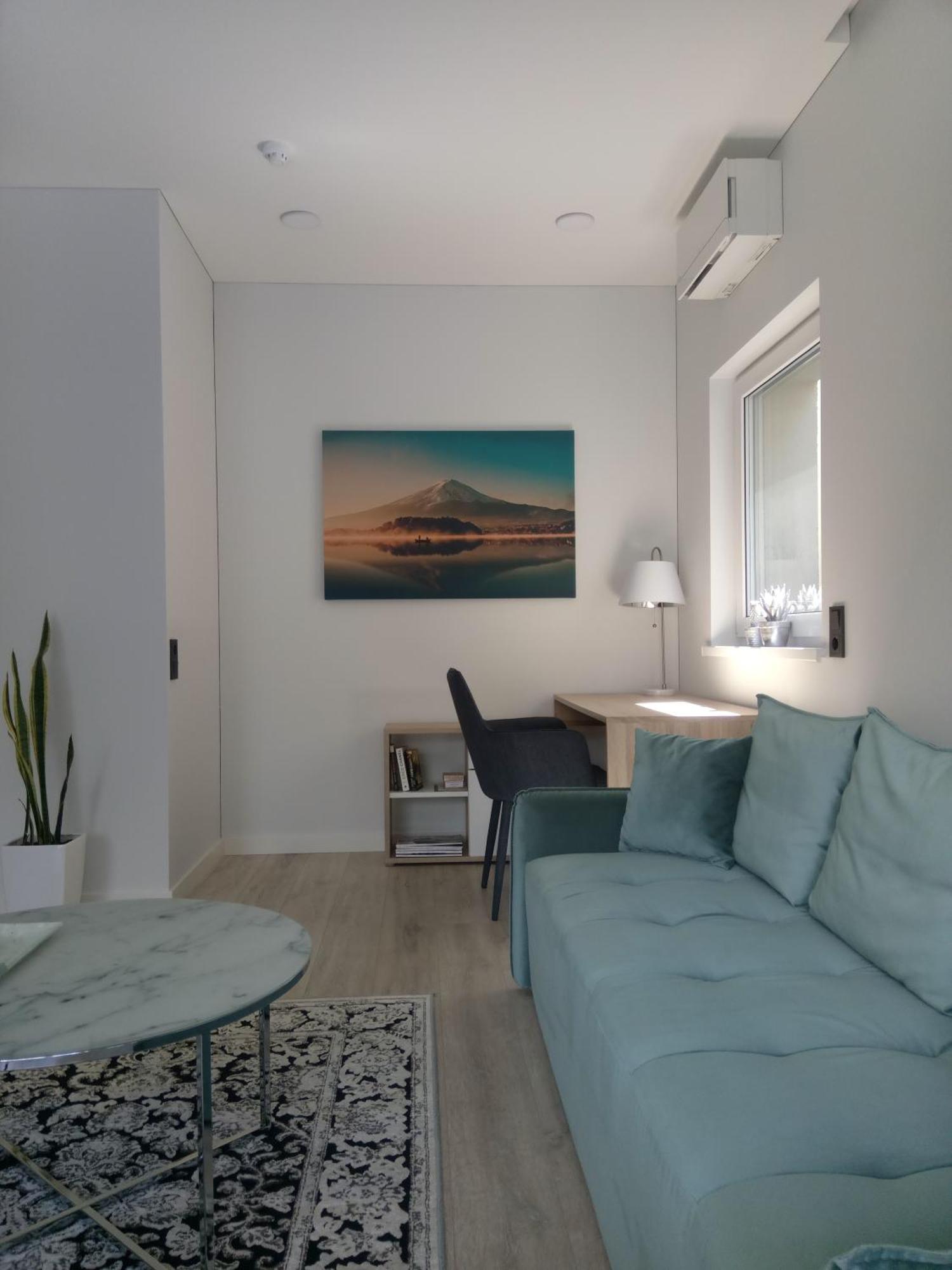 New J&R Apartment Near Girstutis, Free Private Parking & Self Check-In 考纳斯 外观 照片